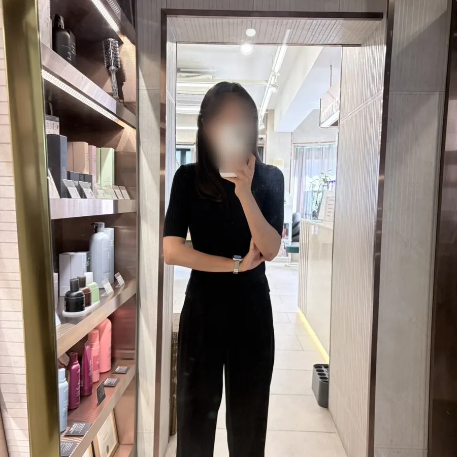 매장 내 전신 거울