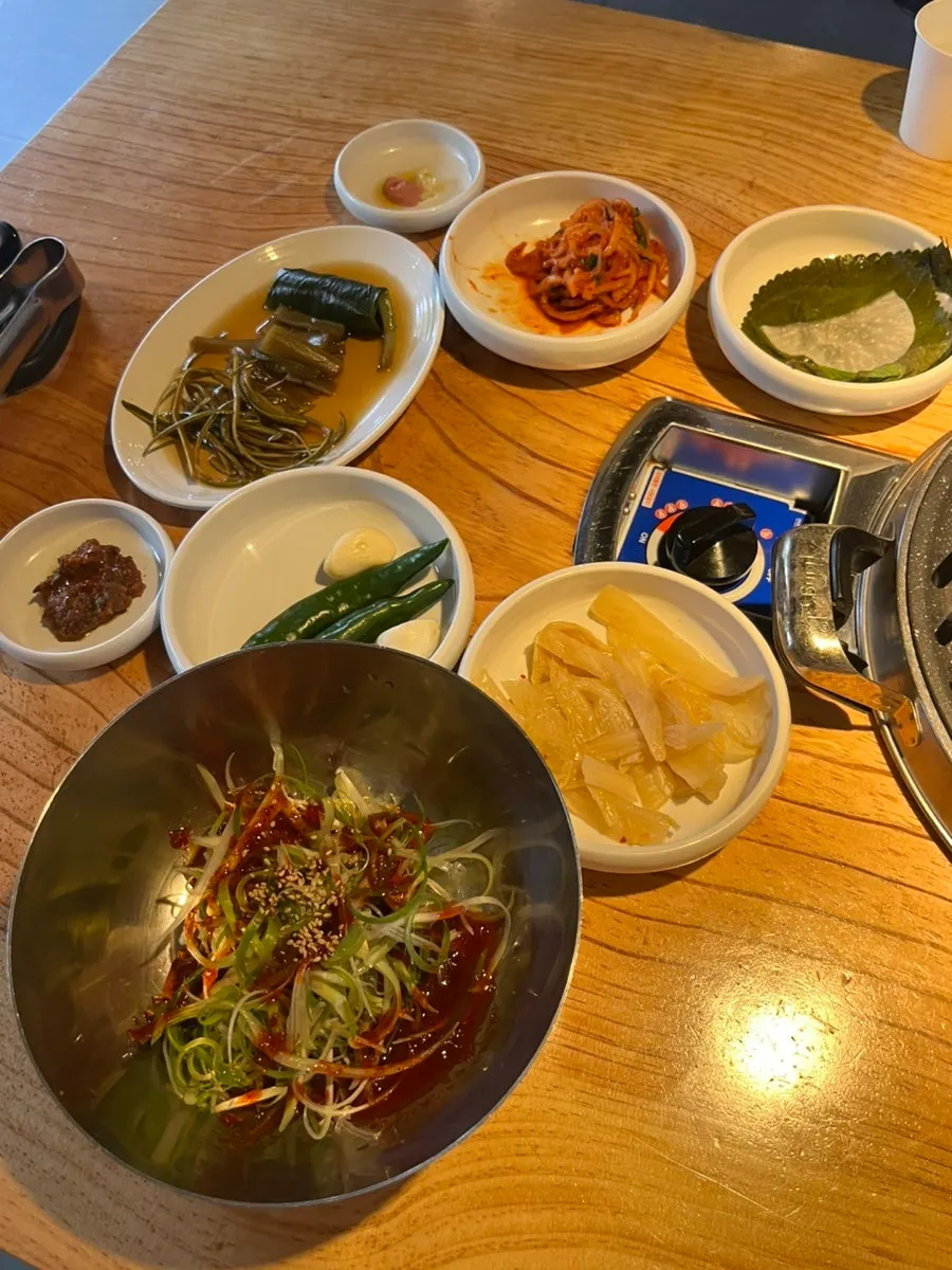 Side dish spread served with the meat