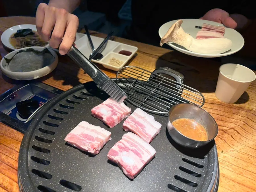 Plate of ogyeopsal with a good meat-to-fat ratio