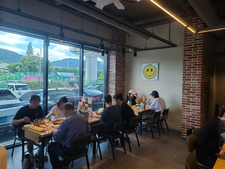 Pork duruchigi and sotbap meal photo