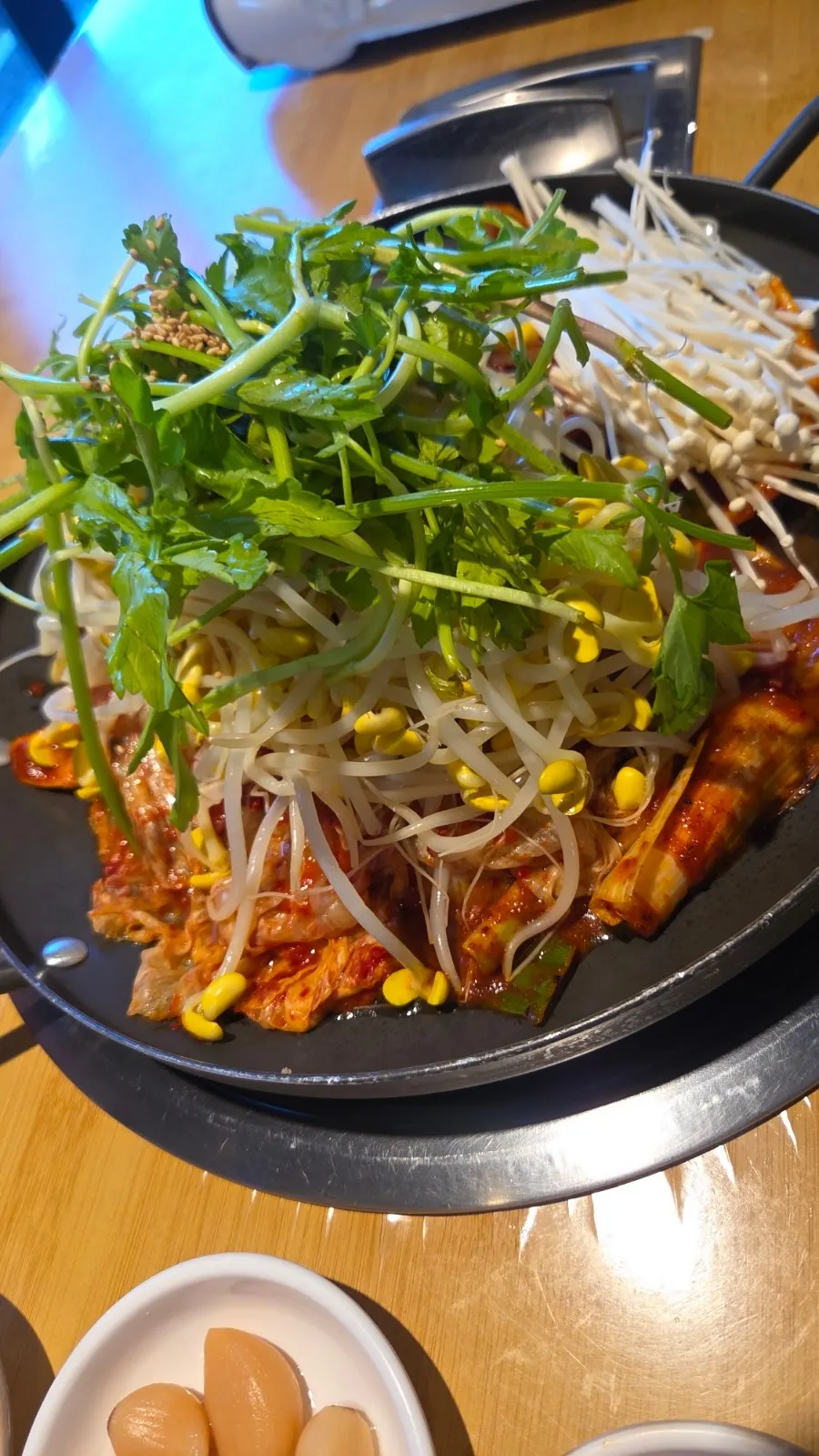 셀프바에 무료로 준비된 미역국