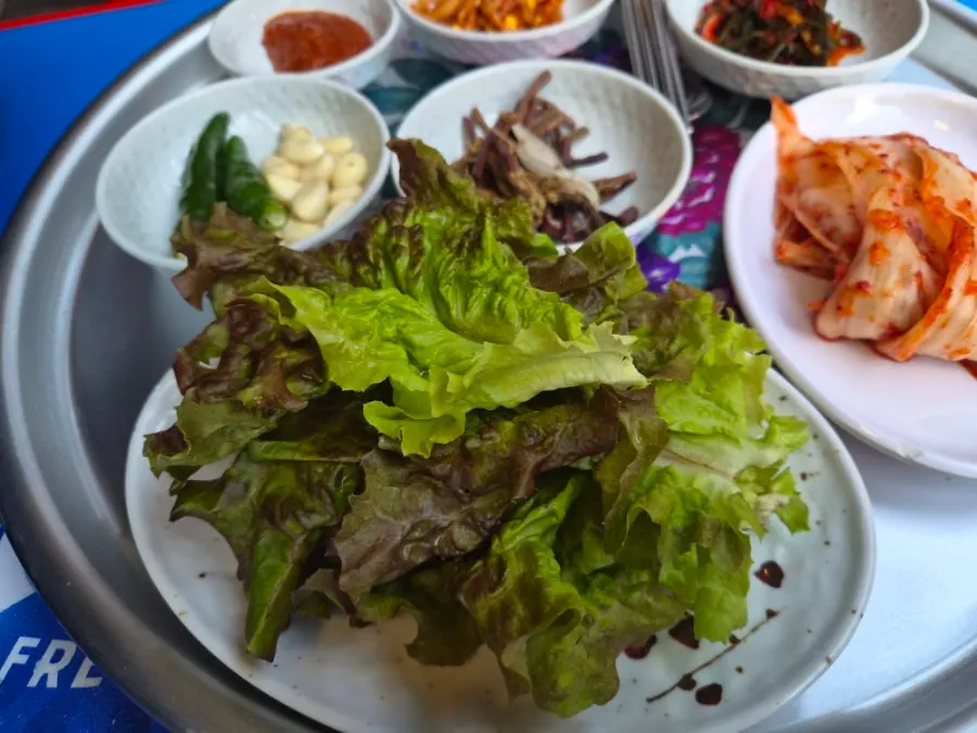 Basic table setting at Chowon