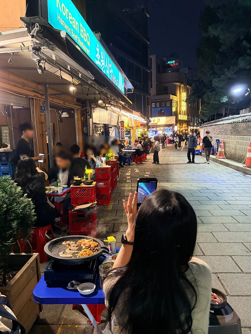 Evening atmosphere on the terrace outdoor tent at Chowon Restaurant