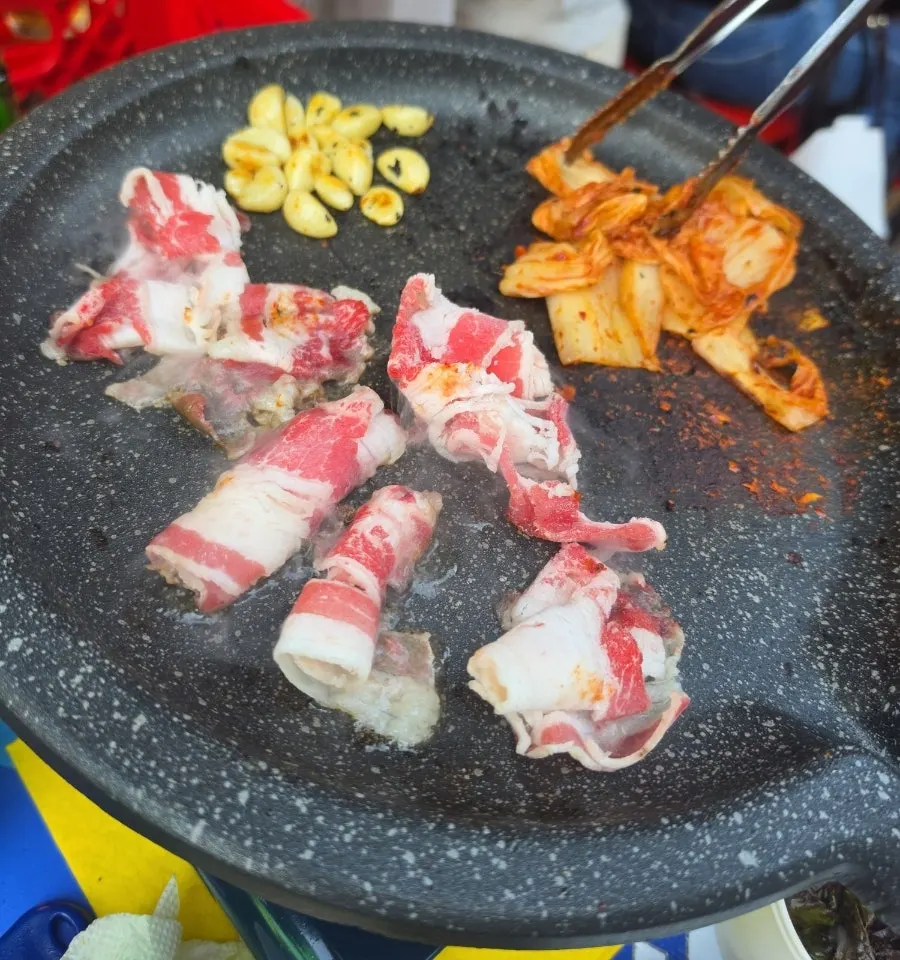 파김치와 함께 먹는 삼겹살 쌈