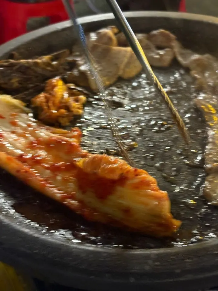 밤이 된 탑골공원 야장 자리