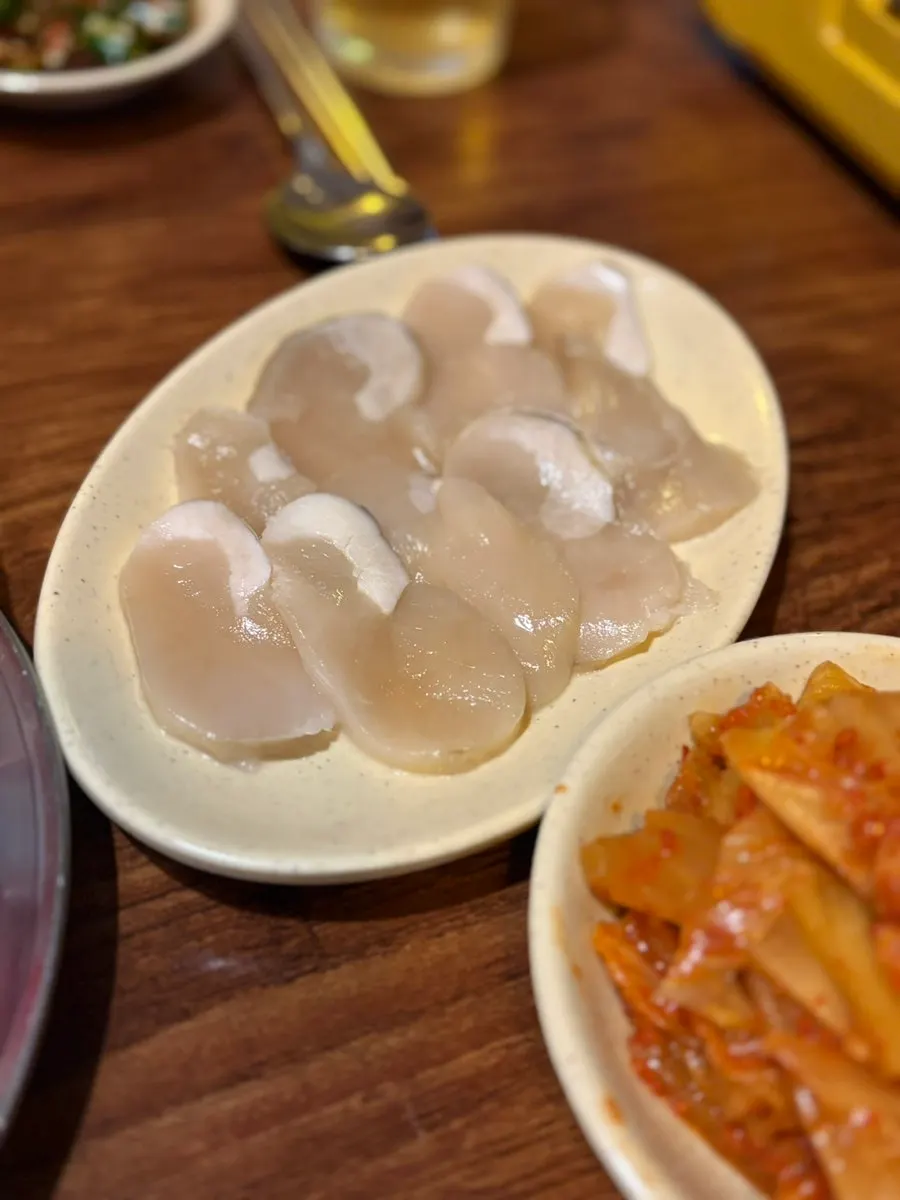 빛깔 좋은 한우 차돌박이 생고기