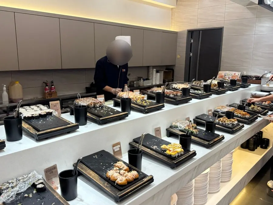 Sudut buffet QooQoo Chuncheon Branch di akhir pekan