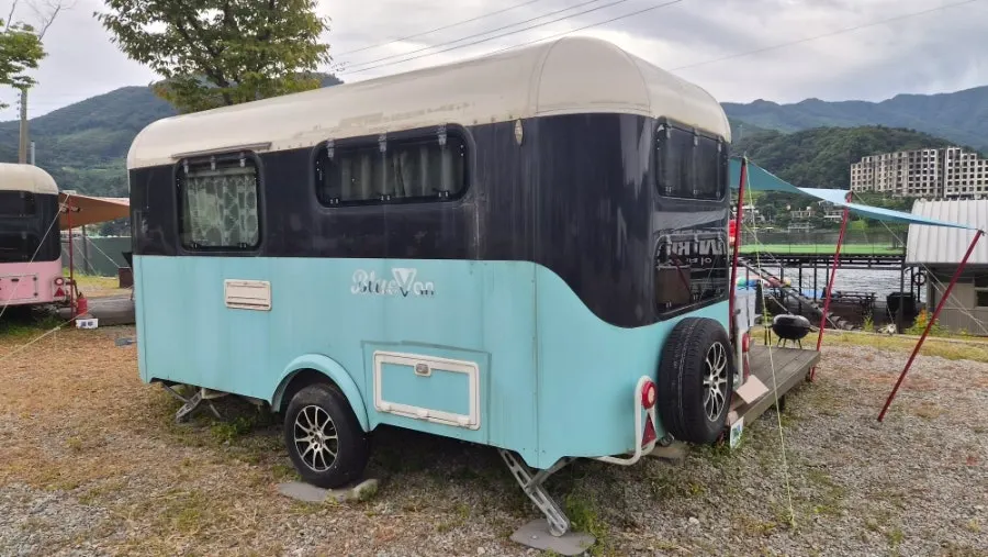 Exterior of the Urban Slow City caravan