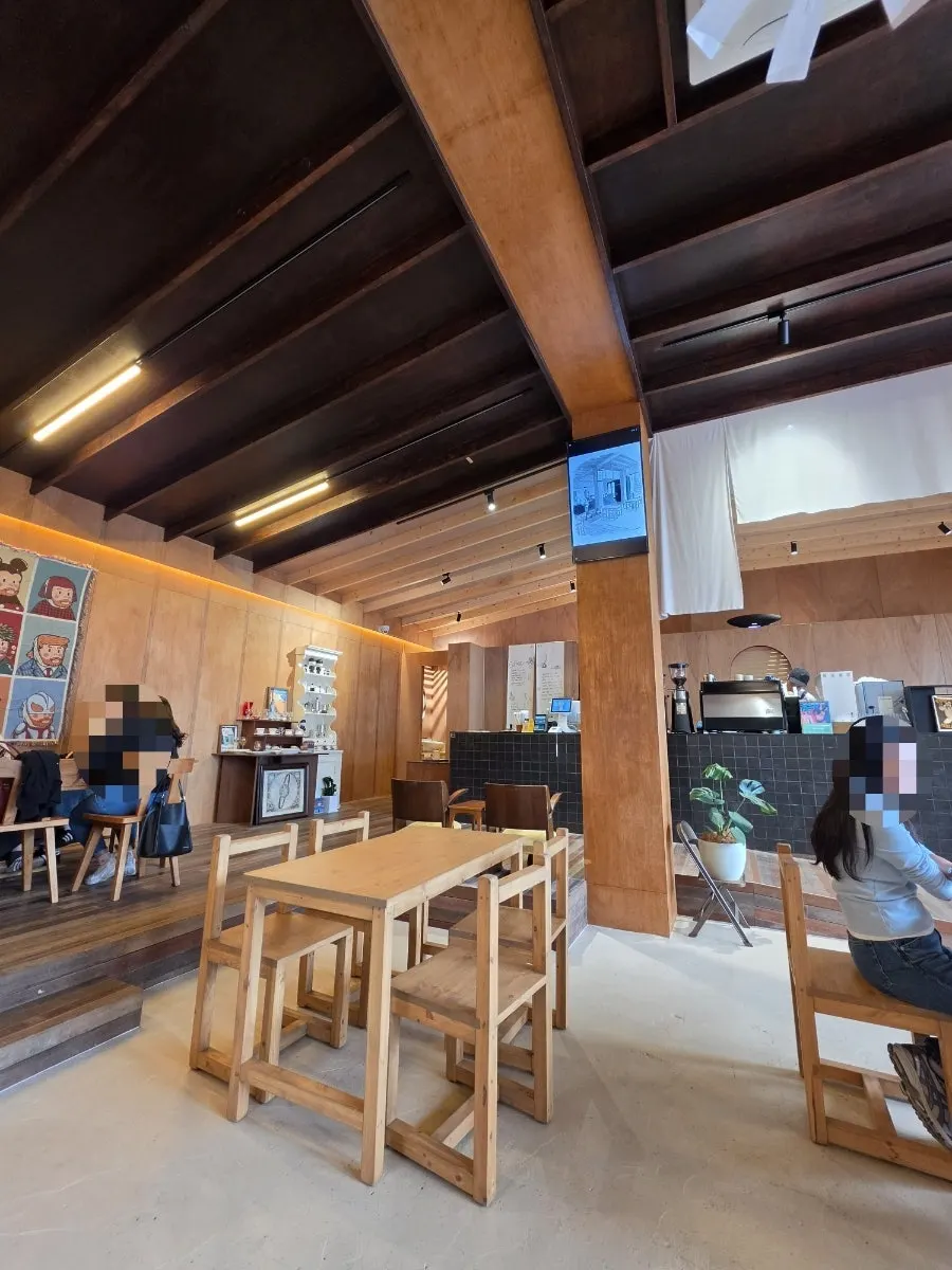 Window seating beneath Hoot's high ceiling