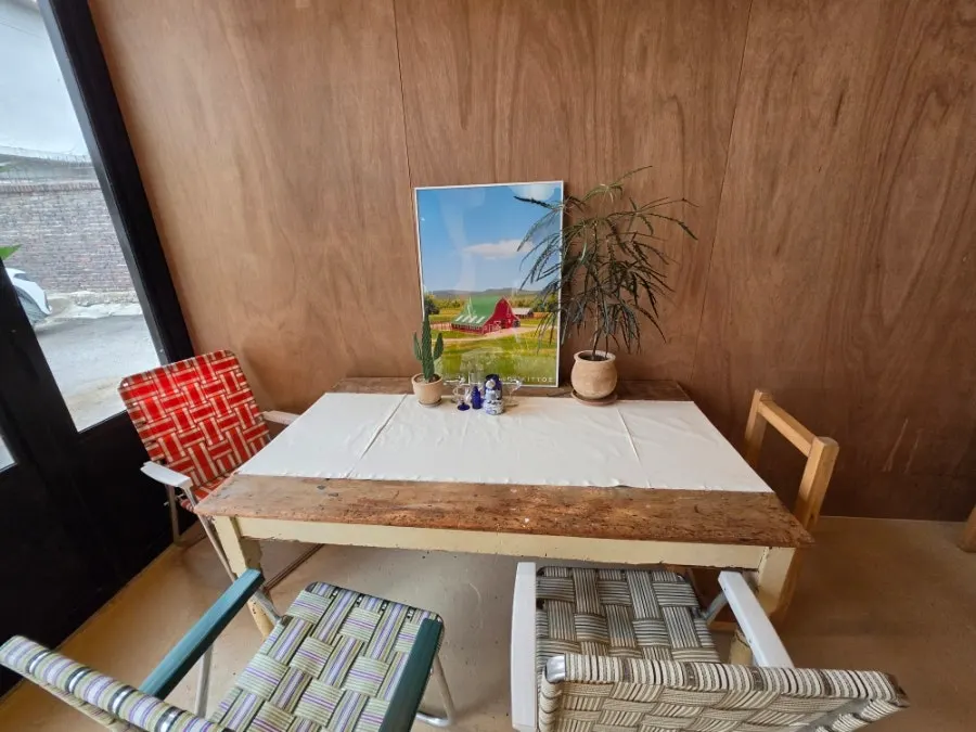 Charming corner at Hoot