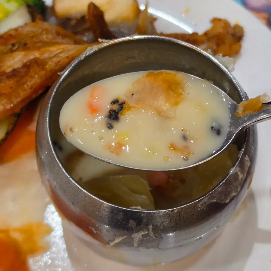 QooQoo's en croute soup