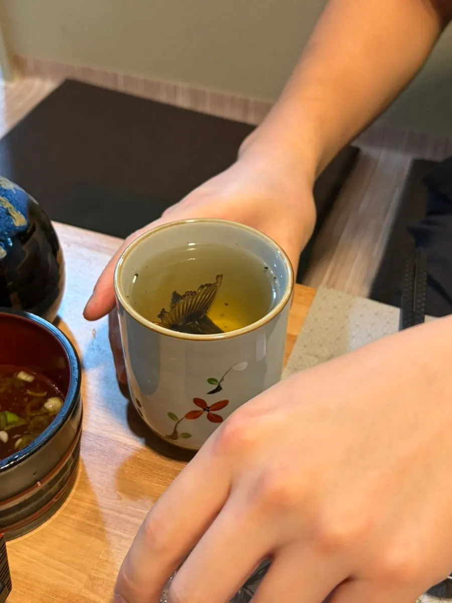 아껴 먹은 마지막 참치 한 점