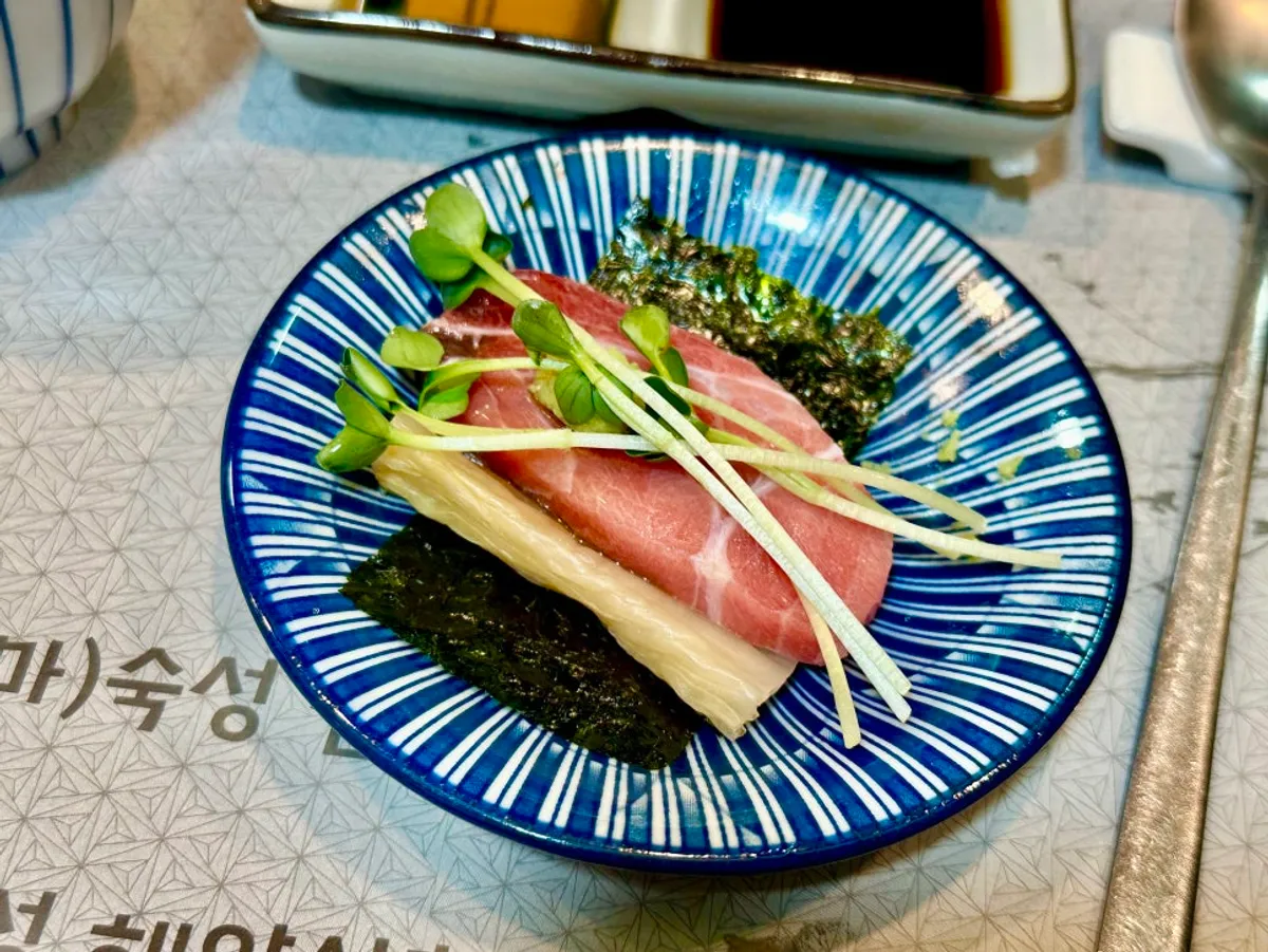 Tuna belly with wasabi
