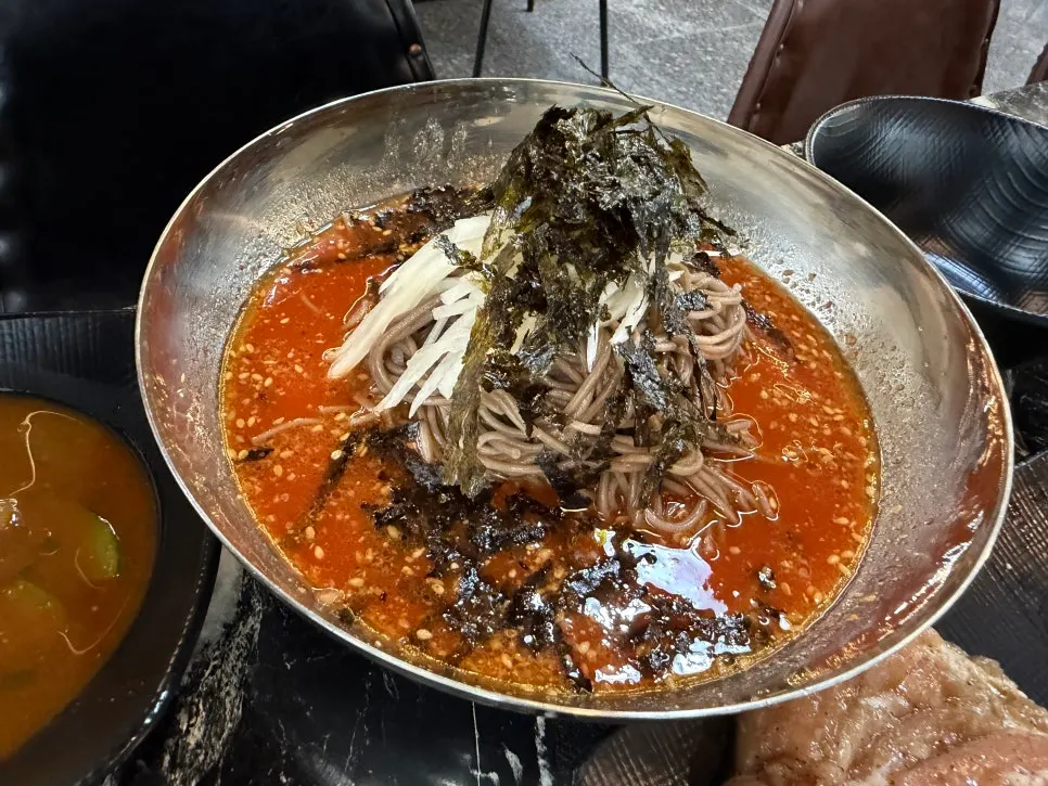 Golden-brown grilled soy dakgalbi