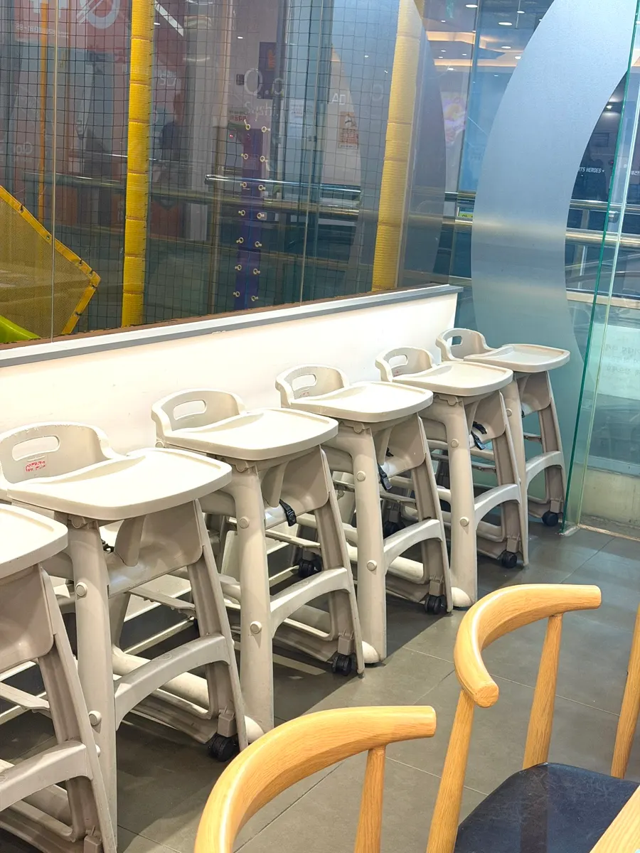 Food stations lining the seating area