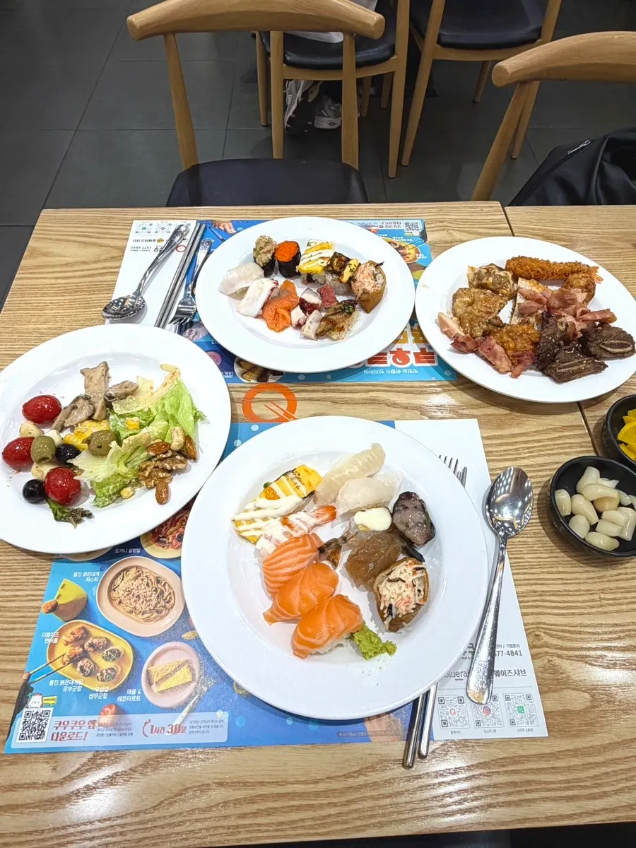 Closing photo from the meal at QooQoo Chuncheon Branch