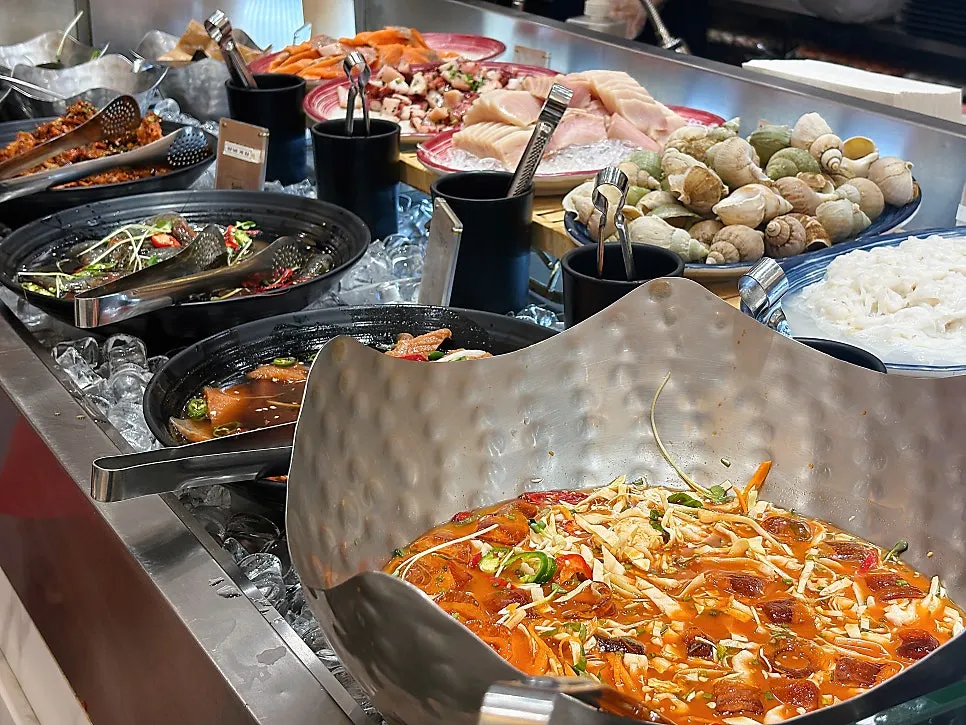 Raw shrimp, soy-marinated shrimp and other sushi varieties