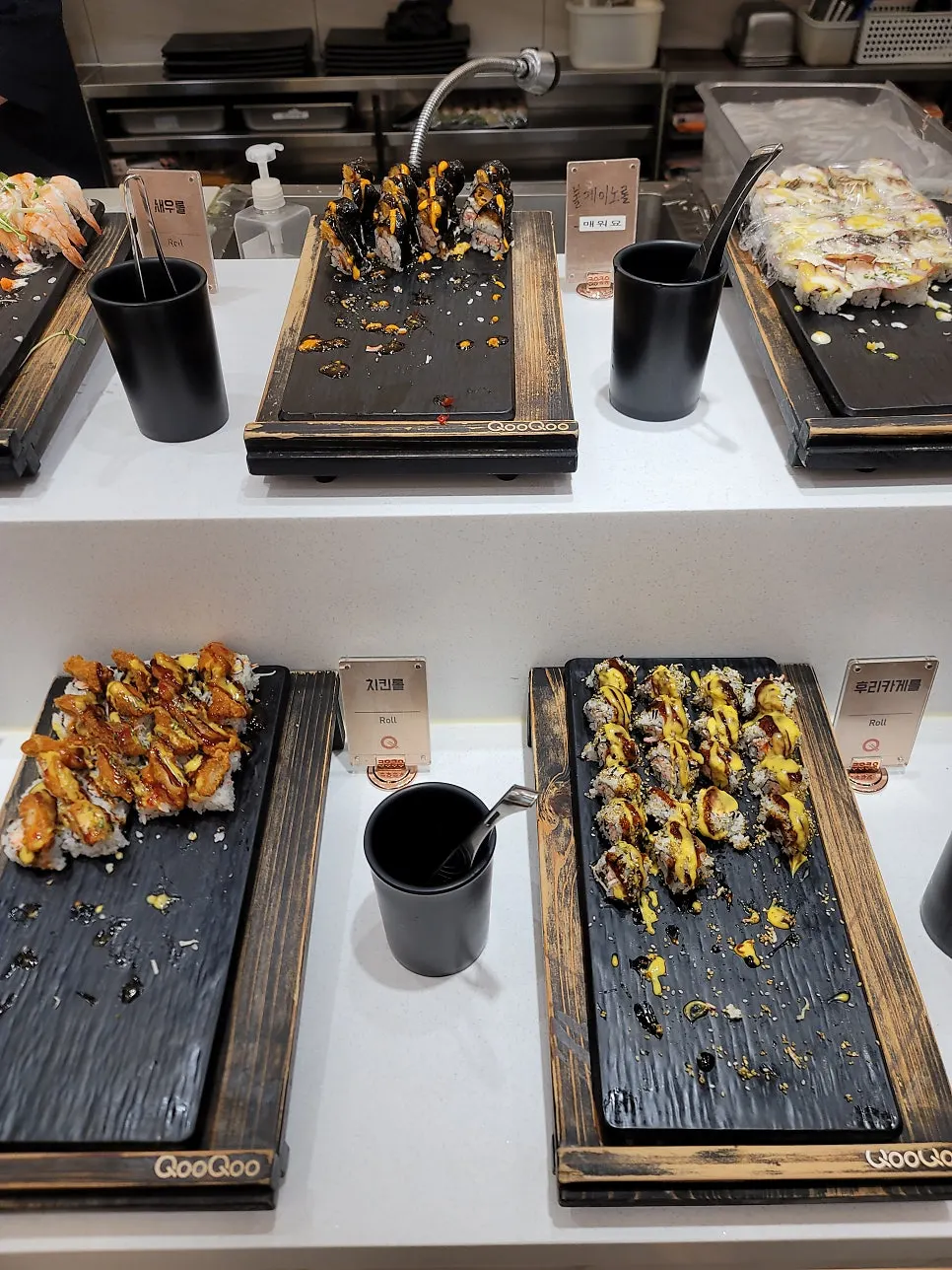 Live sushi station menu