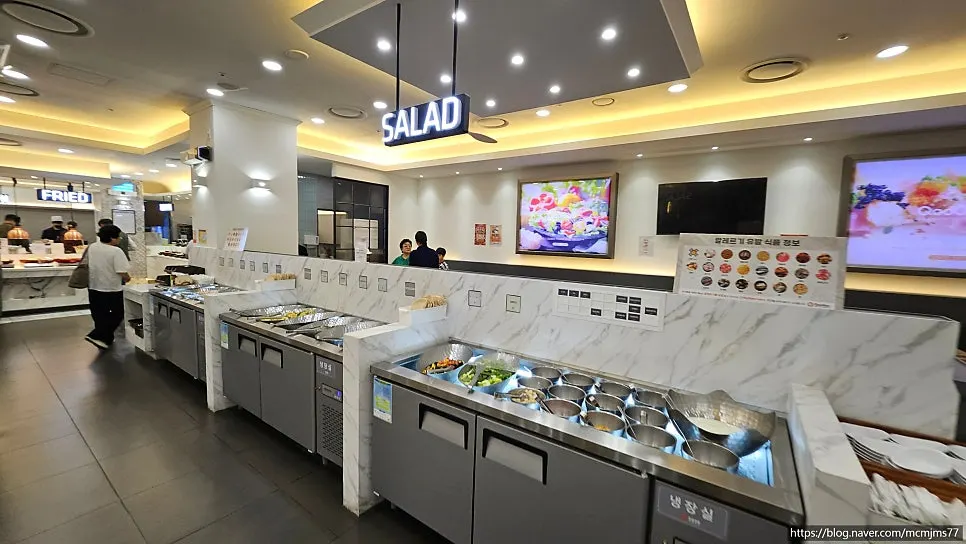 Interior of the basement-level QooQoo Chuncheon Branch