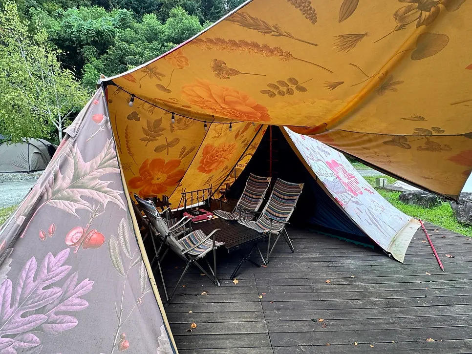 View of a river-view deck site