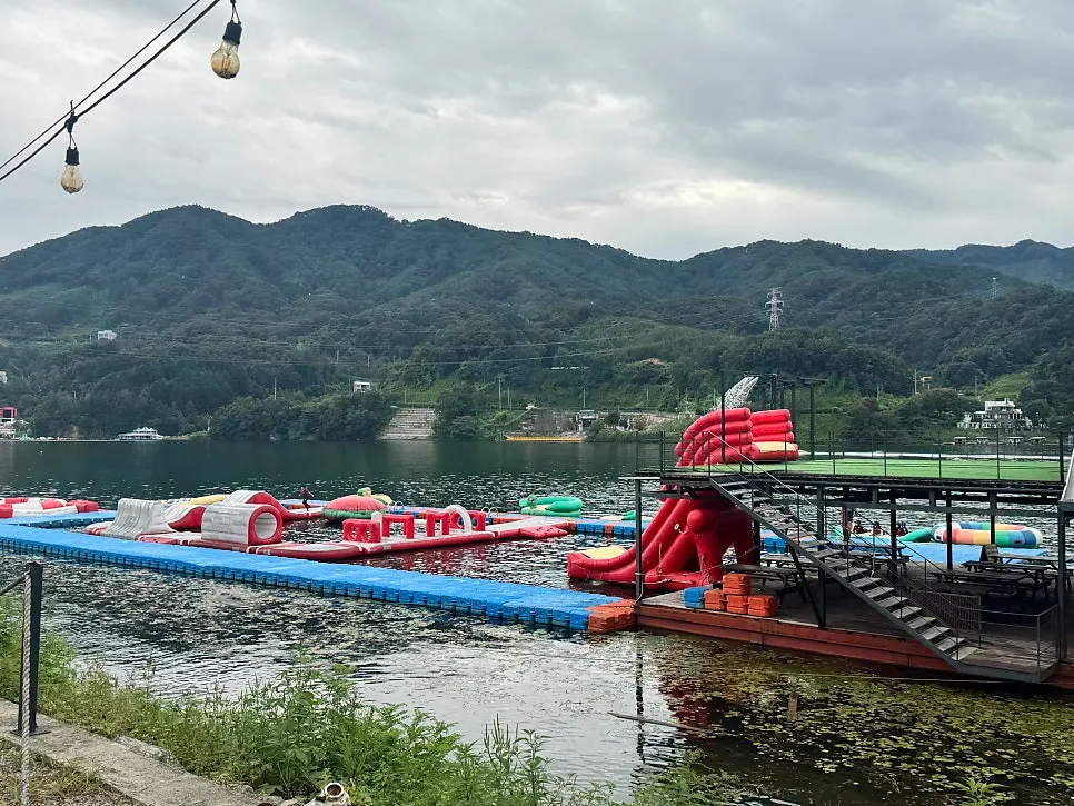 Riverside area for water sports