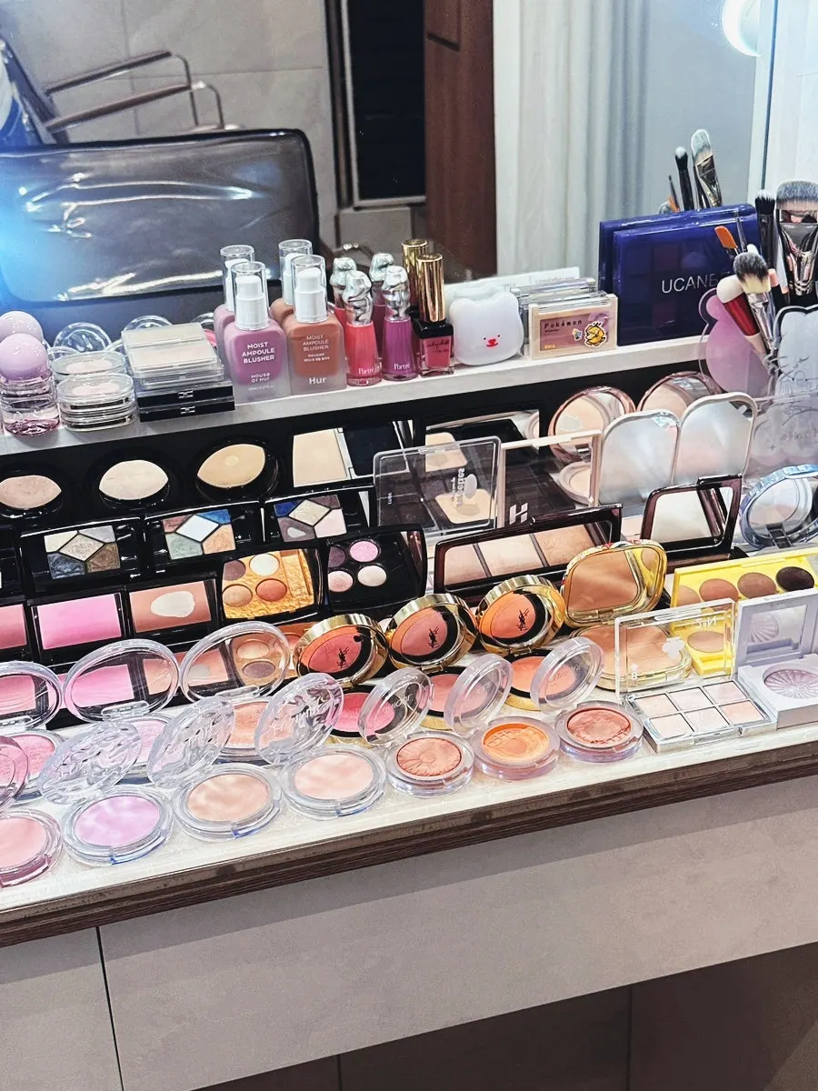 Thin, long-lasting base makeup process