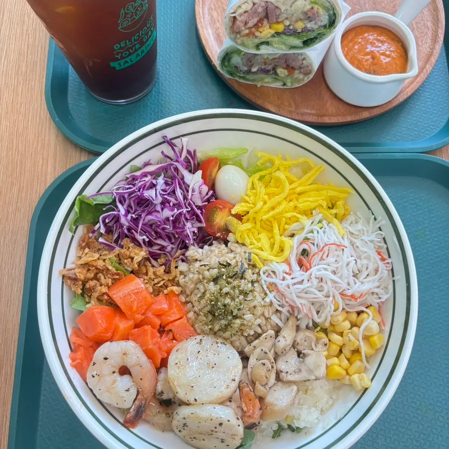Kaunter dan foto menu Salad Ring