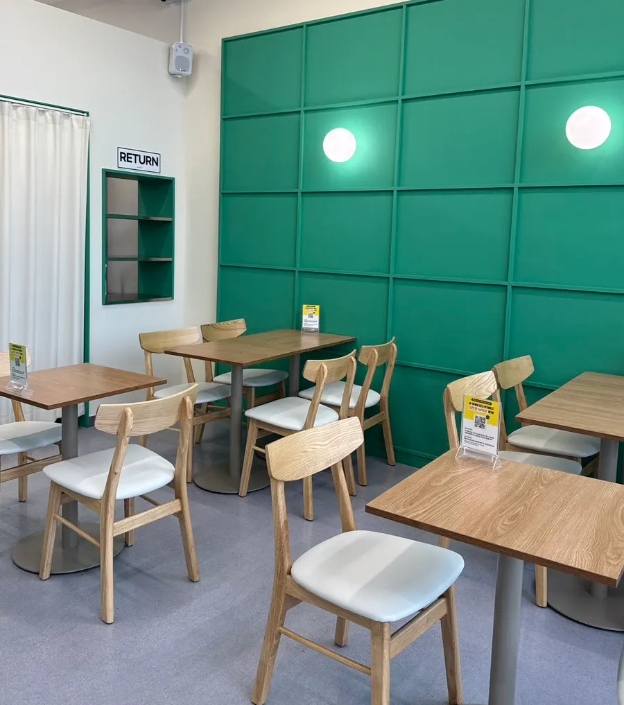 Bagian counter di dalam toko Salad Ring, Chungju Terminal Branch