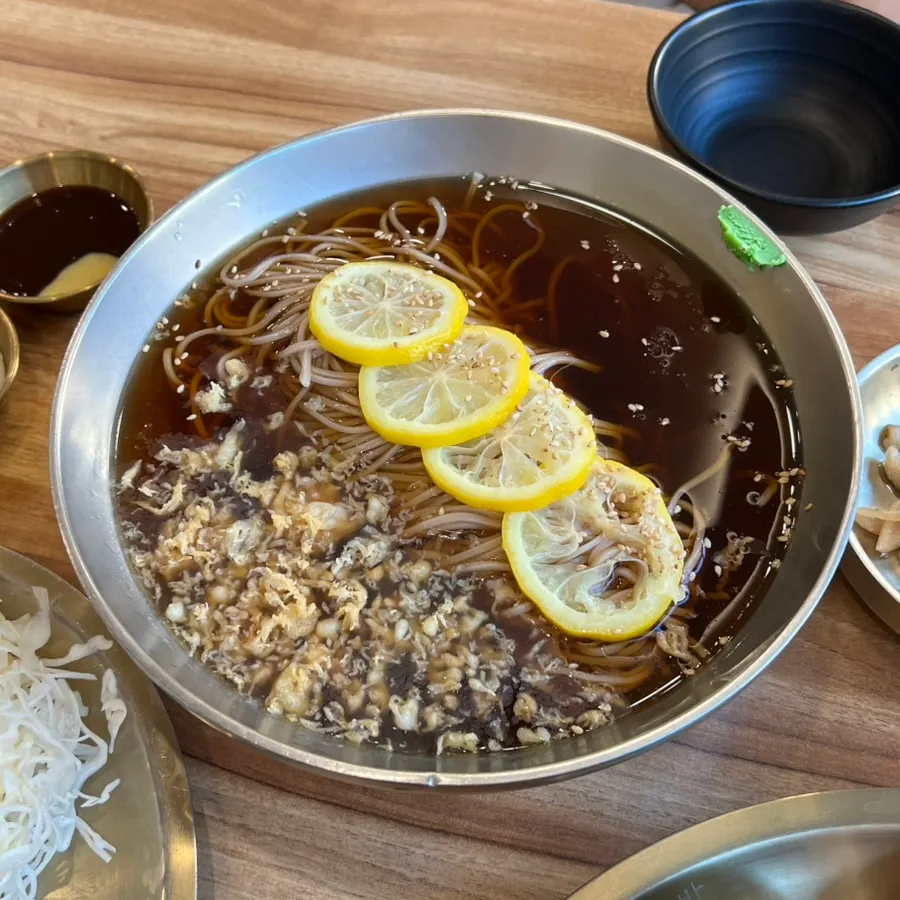 Lemon soba and mini pork cutlet set meal