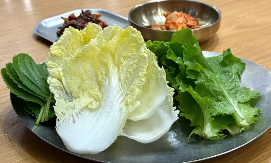 點菜包肉時附上的生菜