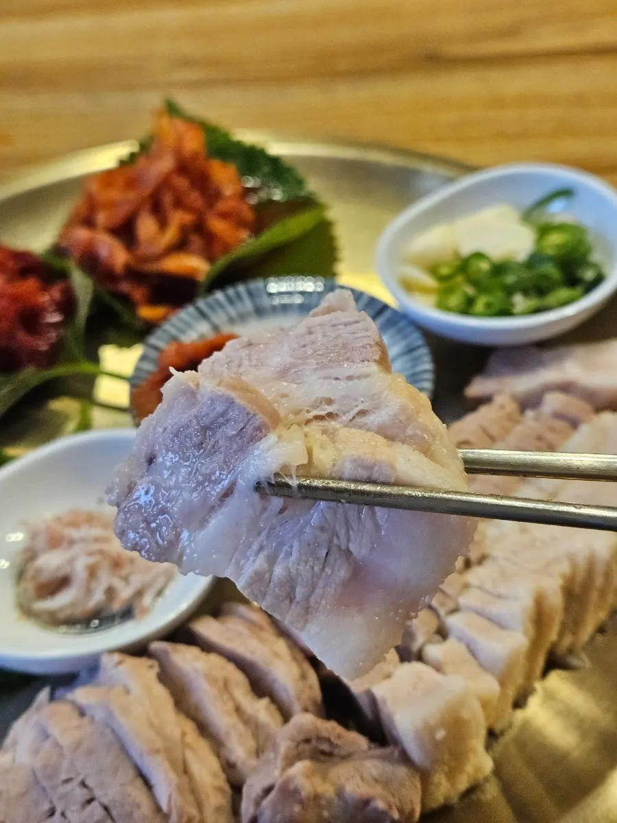A plate of bossam so from Nagwon-ui Soba