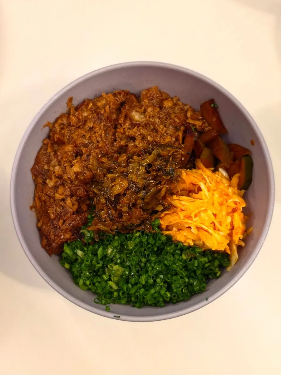 Dongpo pork rice bowl toppings
