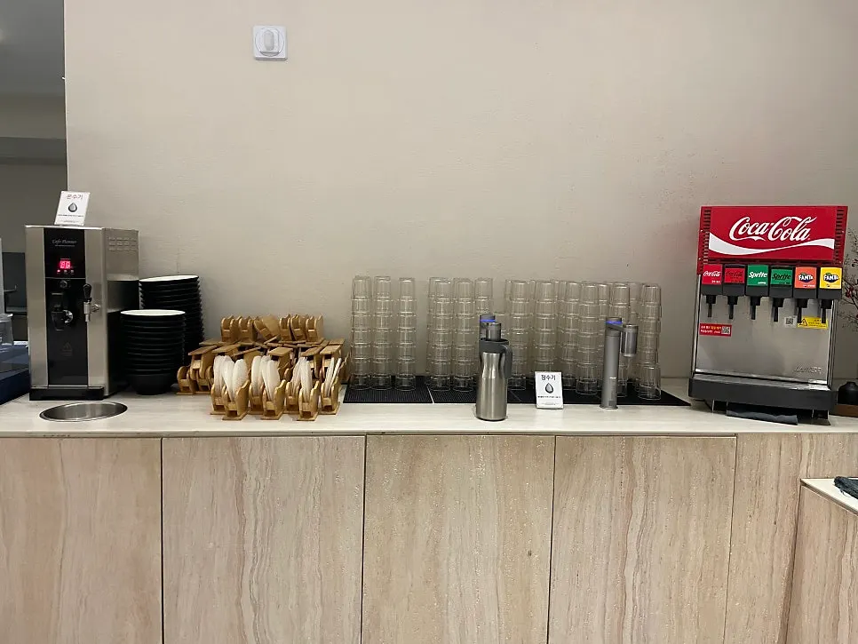 Neatly arranged salad bar corner