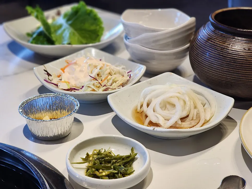 清流屋小菜一桌摆盘