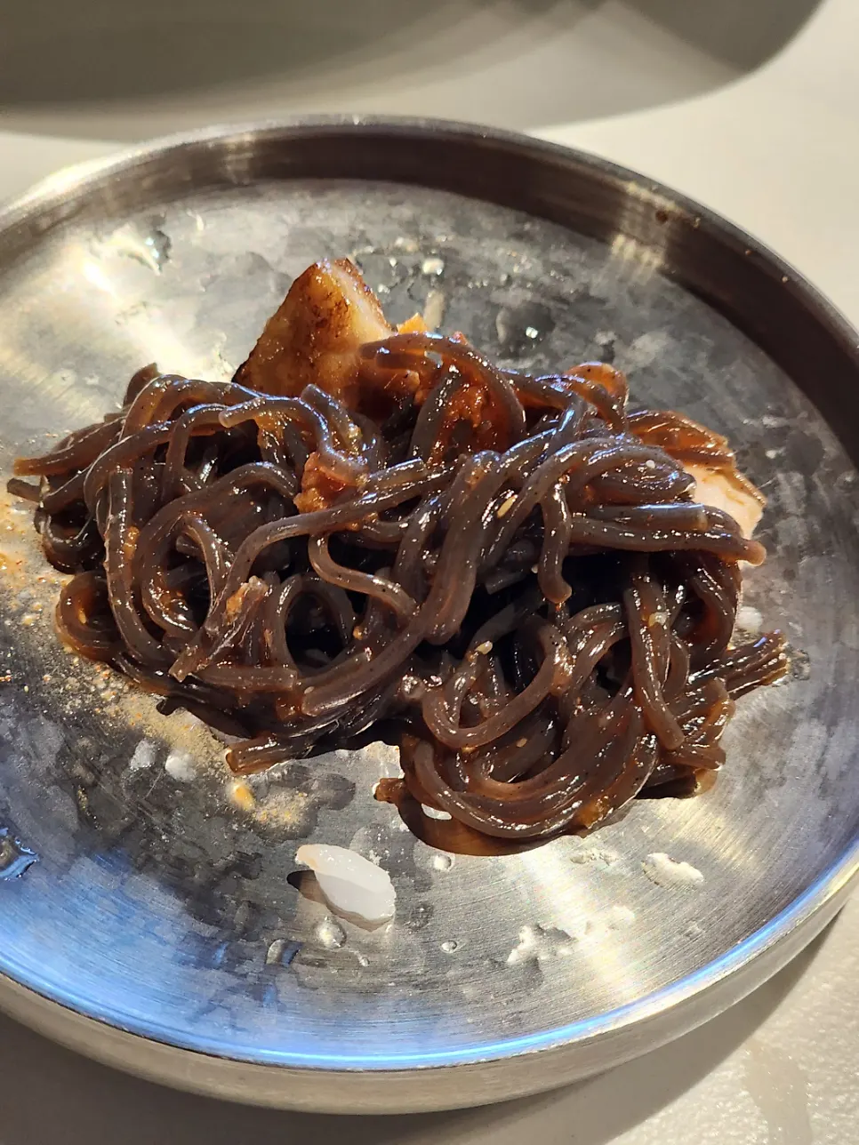 五花肉生菜包与辣椒腌菜