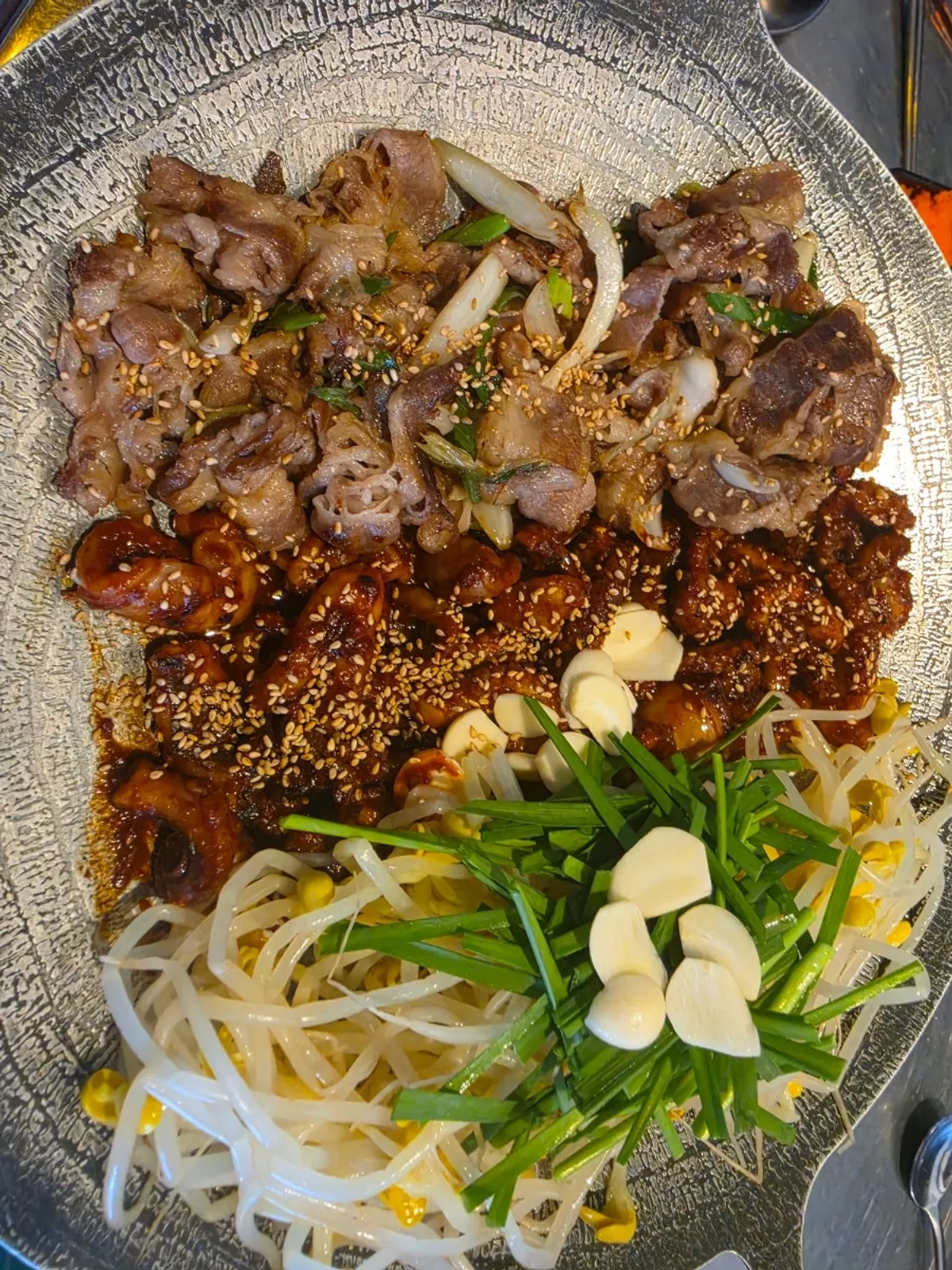 야쭈 쭈우 쭈꾸미와 차돌 우삼겹 한 상