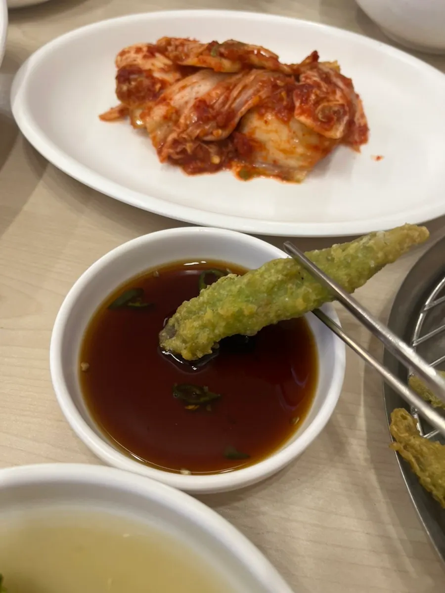 Loach dumplings with a crispy outside
