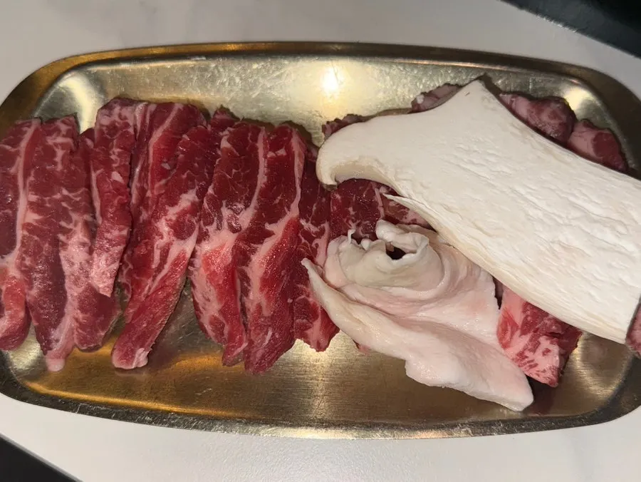 깔끔하게 칼칼한 순두부찌개