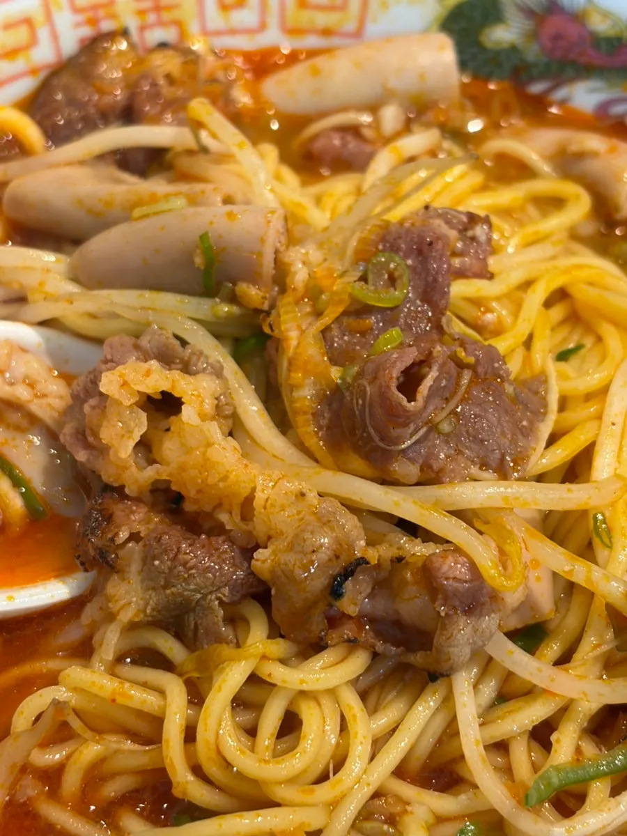 市庁駅で一人ごはん、チャーシュー追加モツラーメンのMentsuru City Hall Branch