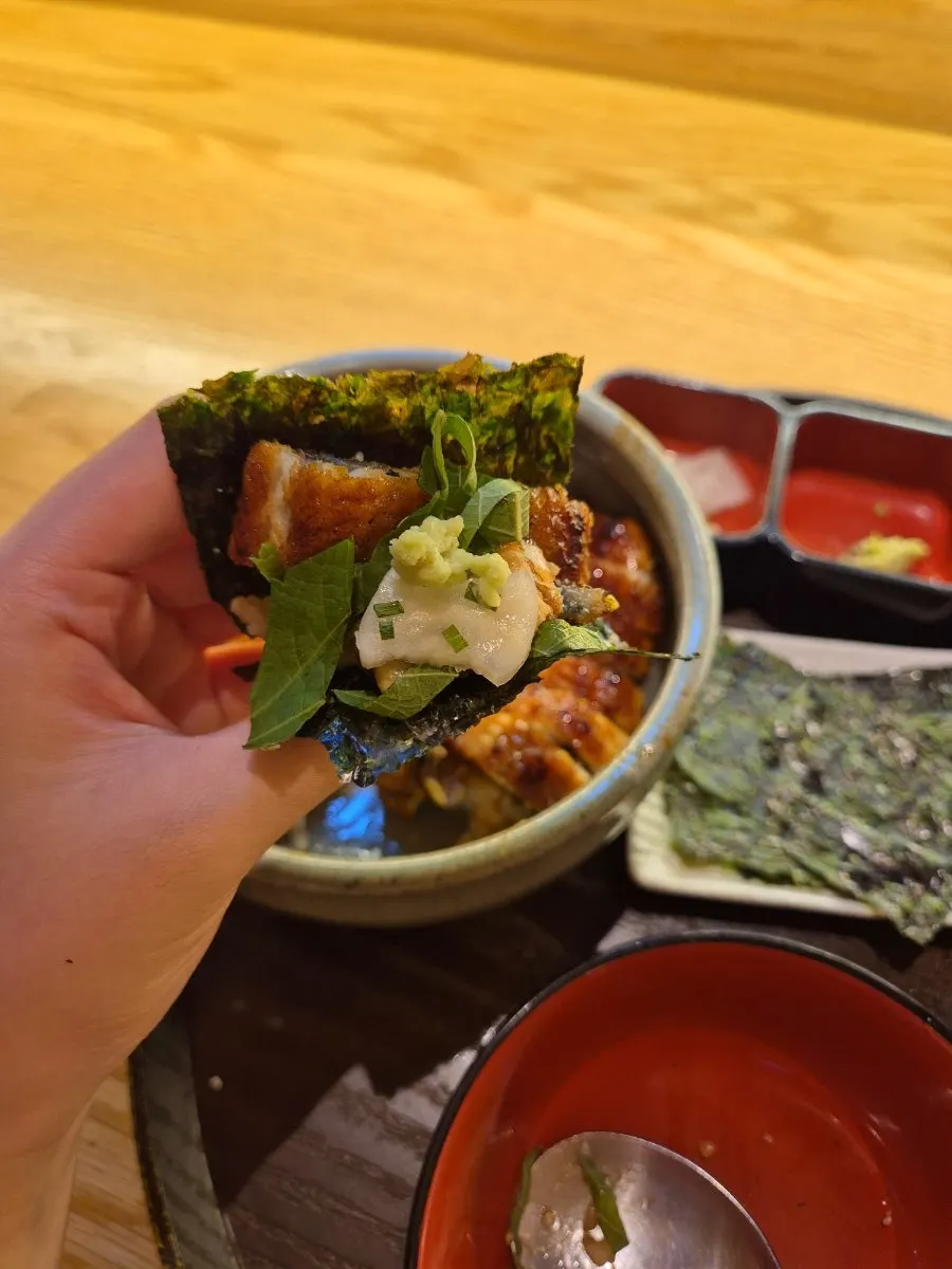 Eel paired with wasabi and gim