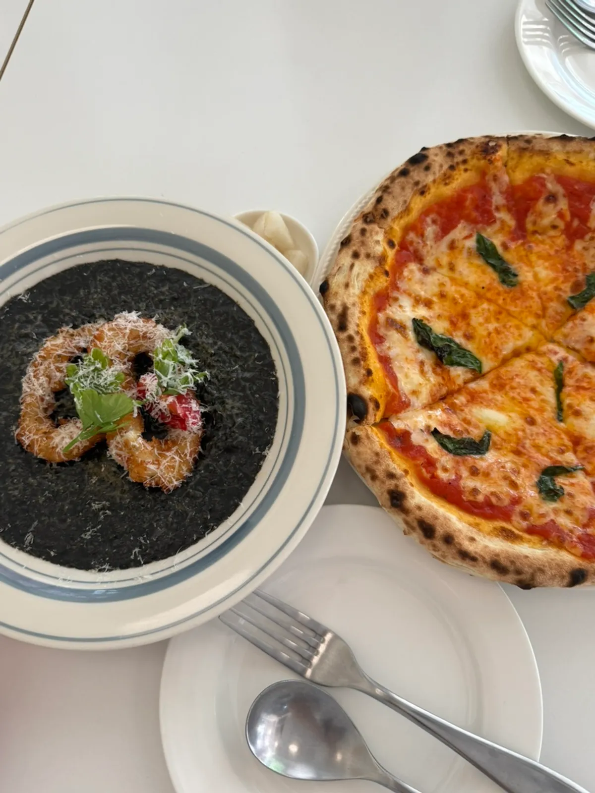 A whole wood-fired-style Margherita pizza