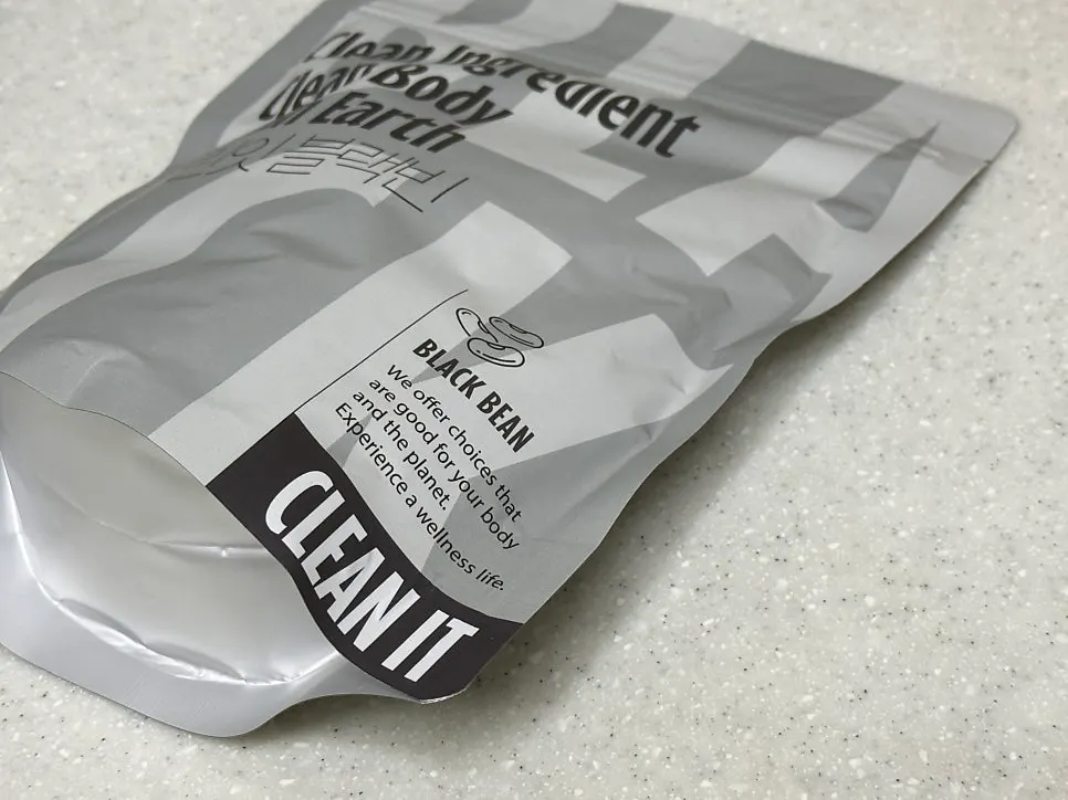 Cleanit Black Bean, a vegan protein without milk