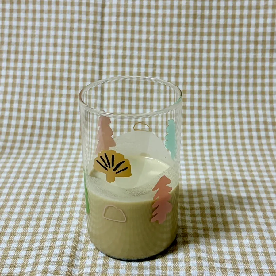 Finished Cleanit Black Bean shake mixed with water