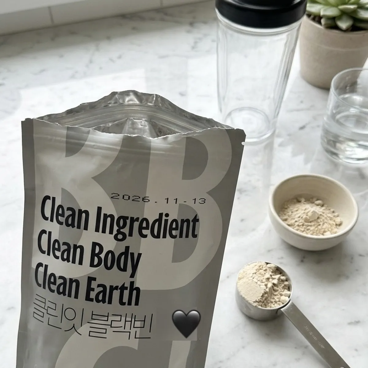 Cleanit Black Bean plant-based protein 520g product