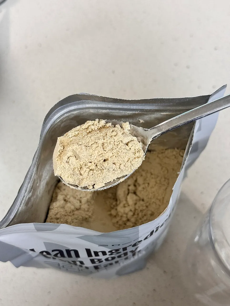 Product label showing brewer's yeast and biotin content