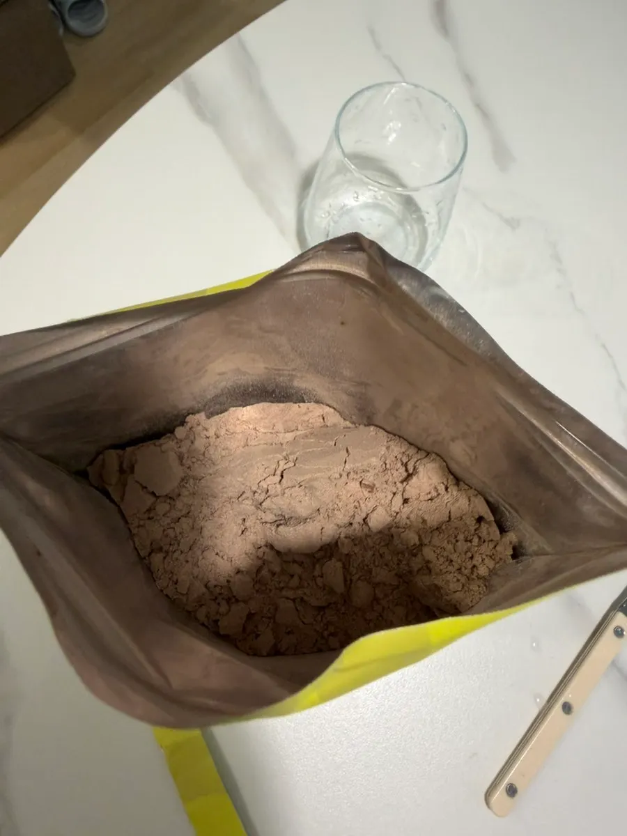 Opening the Cleanit Cacao powder