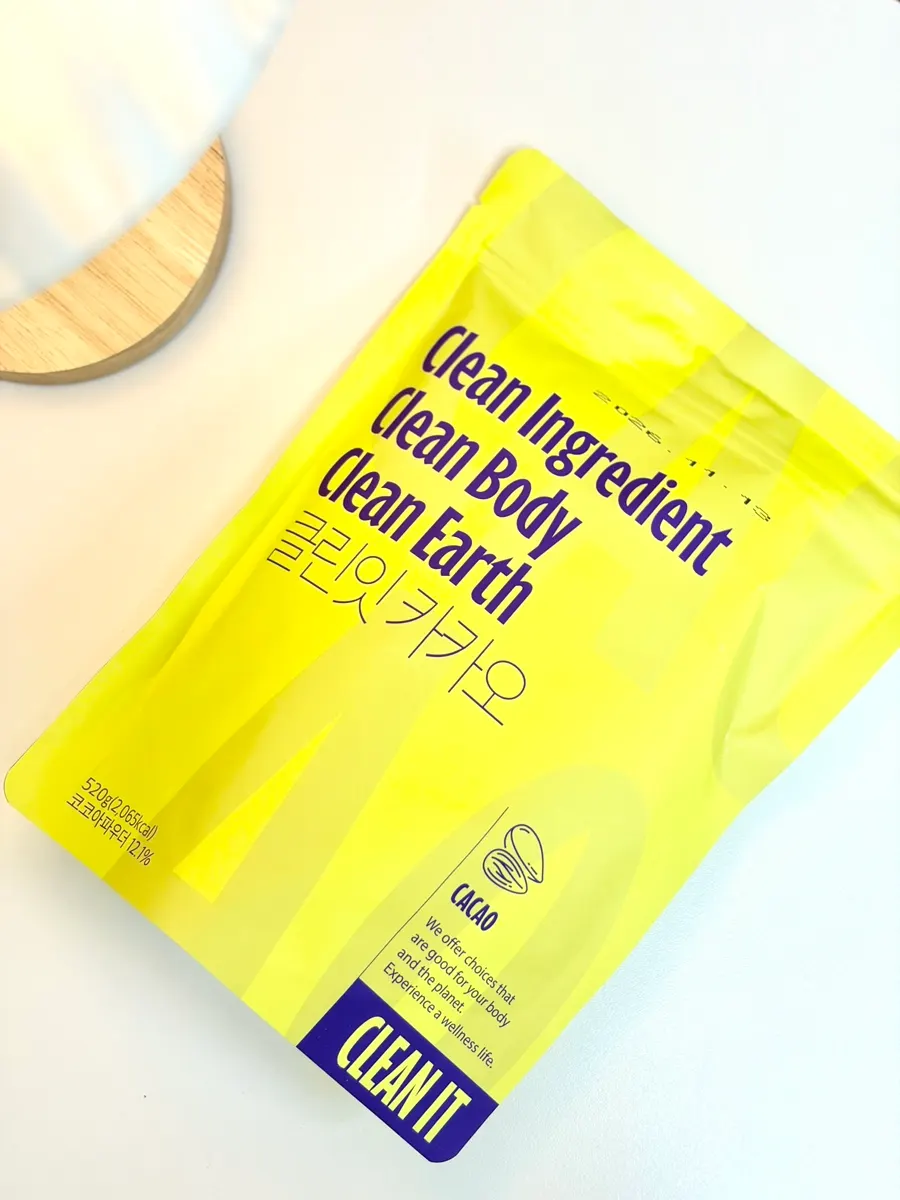Thick yellow-designed Cleanit Protein Cacao pack