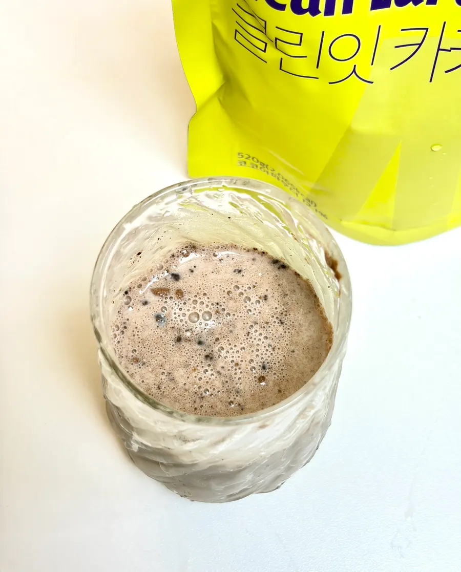 Cup of cacao shake with a not-too-sweet taste