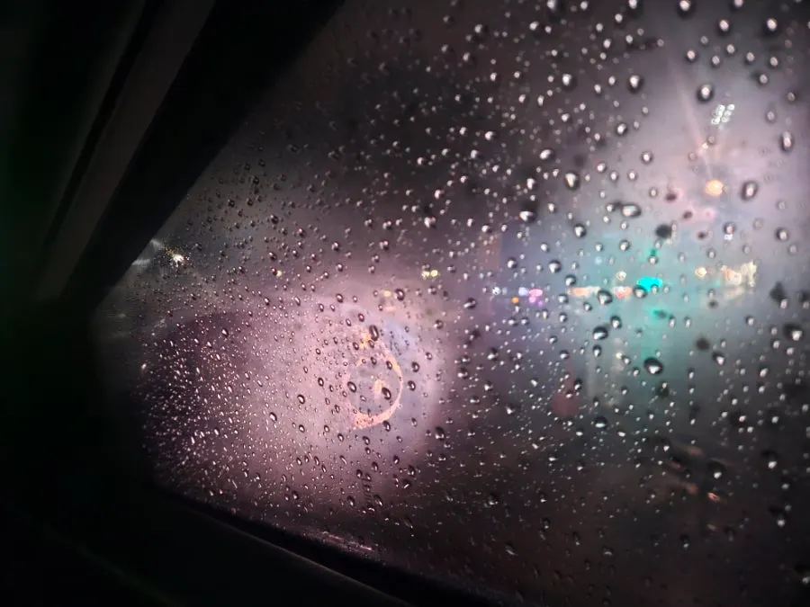 Car glass that still felt hazy after washing