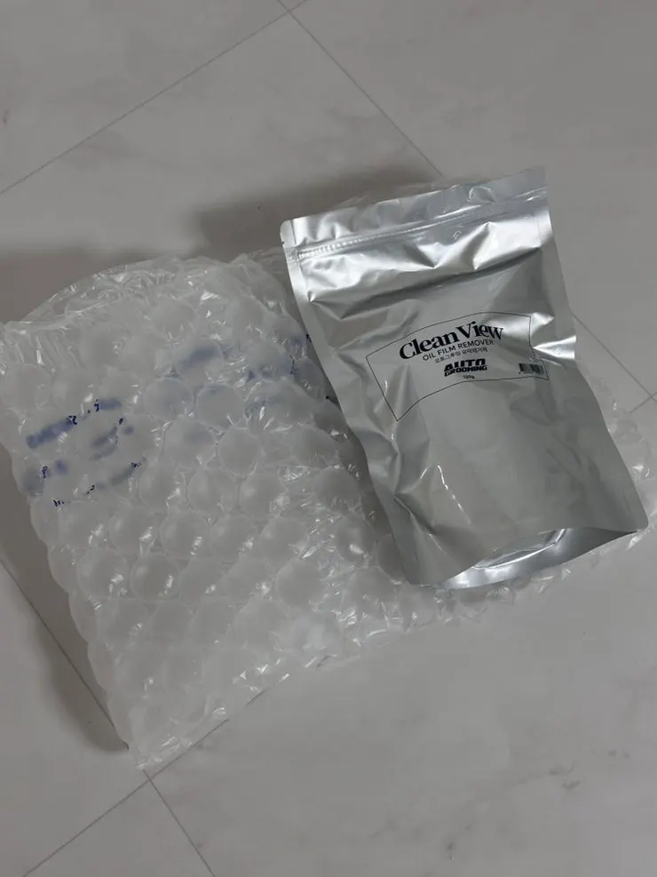 AutoGrooming car oil-film remover used for the wash